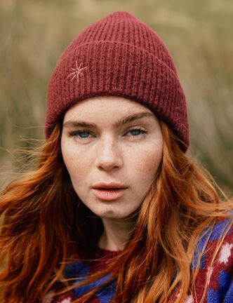 Bonnet bordeaux femme