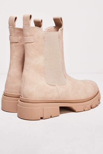 Bottines chelsea crantées creme femme