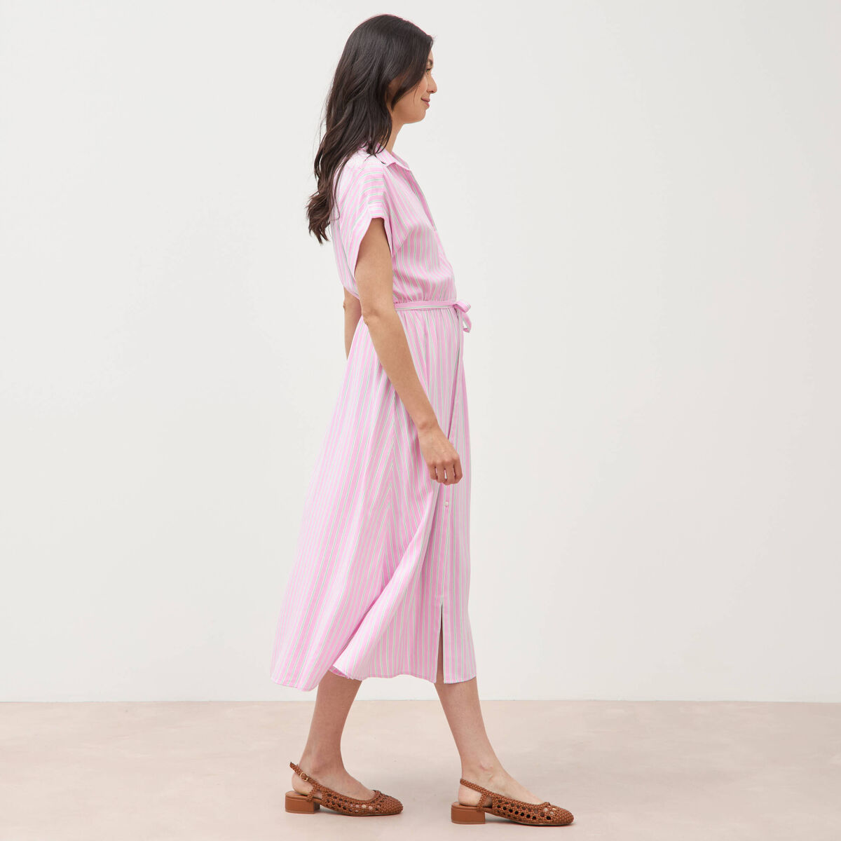 Robe longue &eacute;vas&eacute;e ceintur&eacute;e rose femme