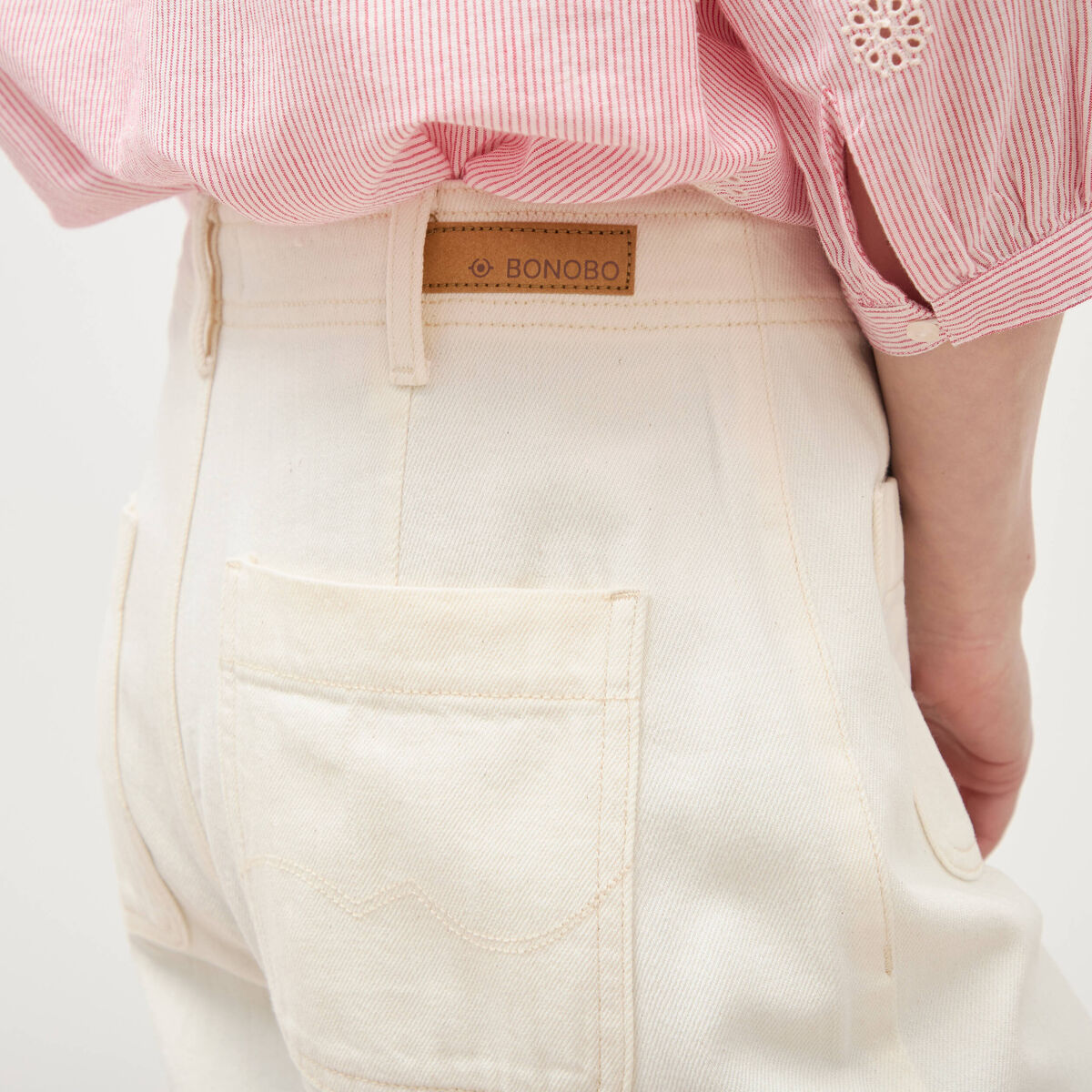 Jeans loose cropped taille standard ecru femme