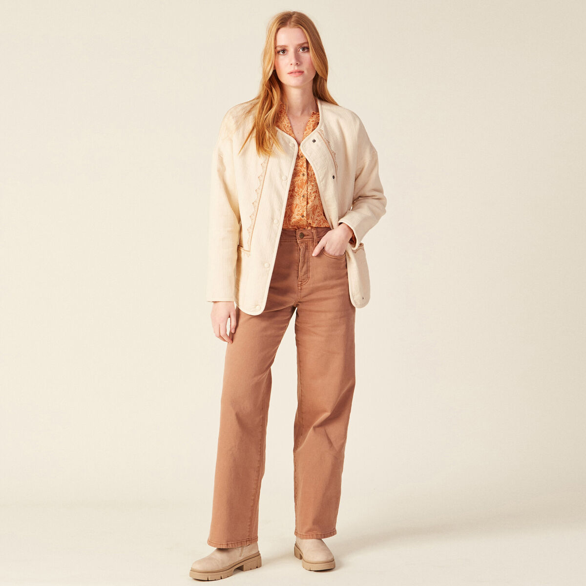 Veste droite boutonnée creme femme