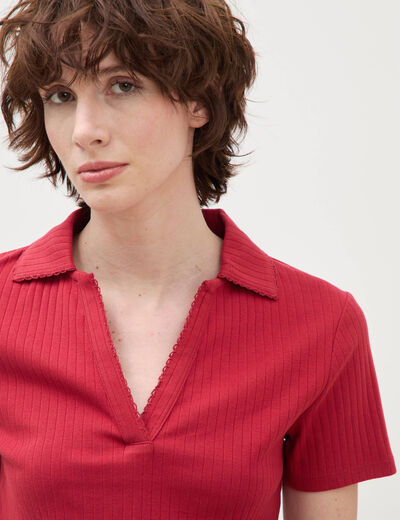 T-shirt polo ajust&eacute; c&ocirc;tel&eacute; en coton bordeaux femme