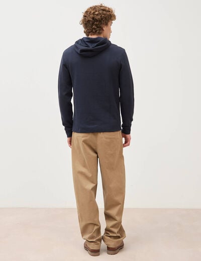 T-shirt &agrave; capuche bleu marine homme