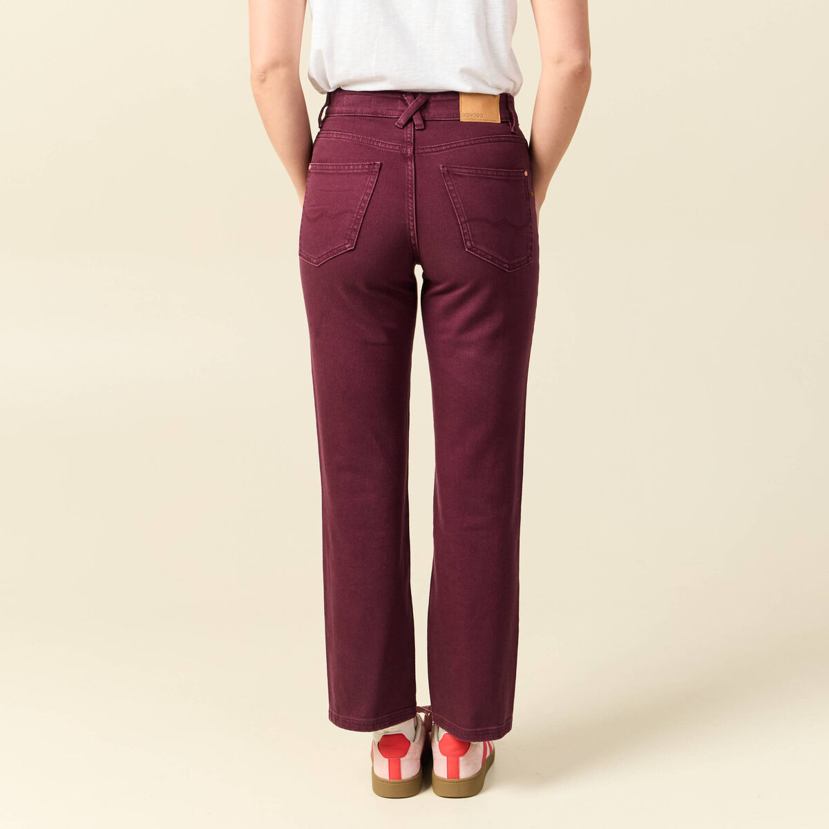 Jeans droit 7/8&egrave;me taille standard bordeaux femme