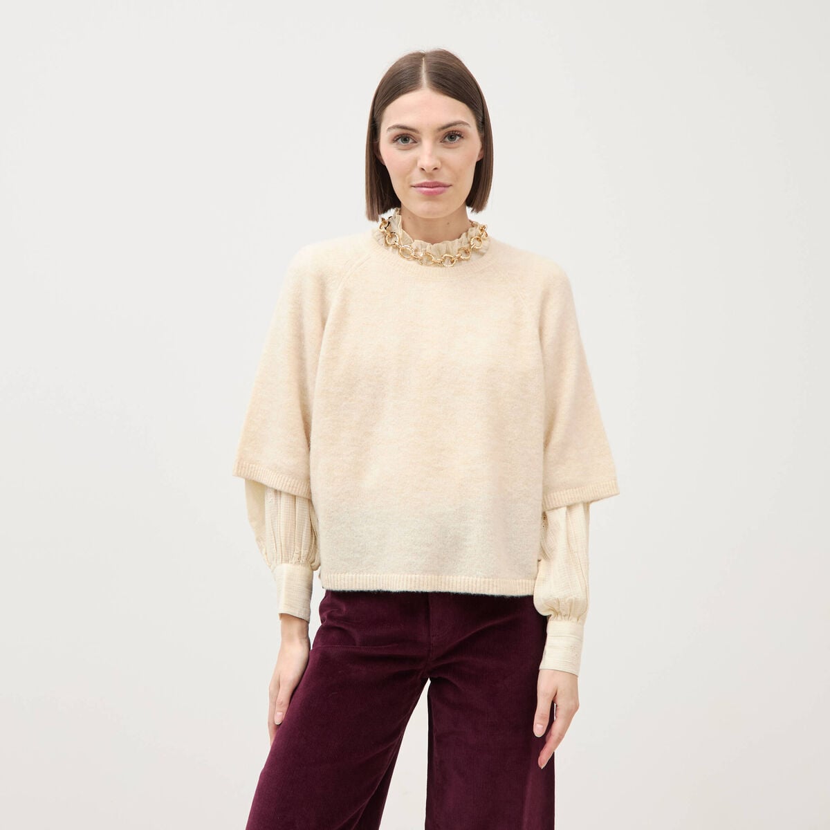 Pull droit court col v manches courtes ivoire femme
