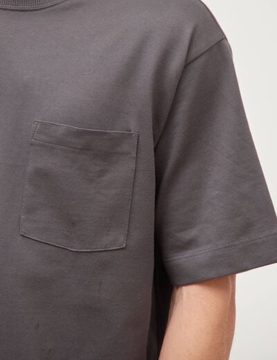 T-shirt droit en coton col ras du cou gris fonc&eacute; homme