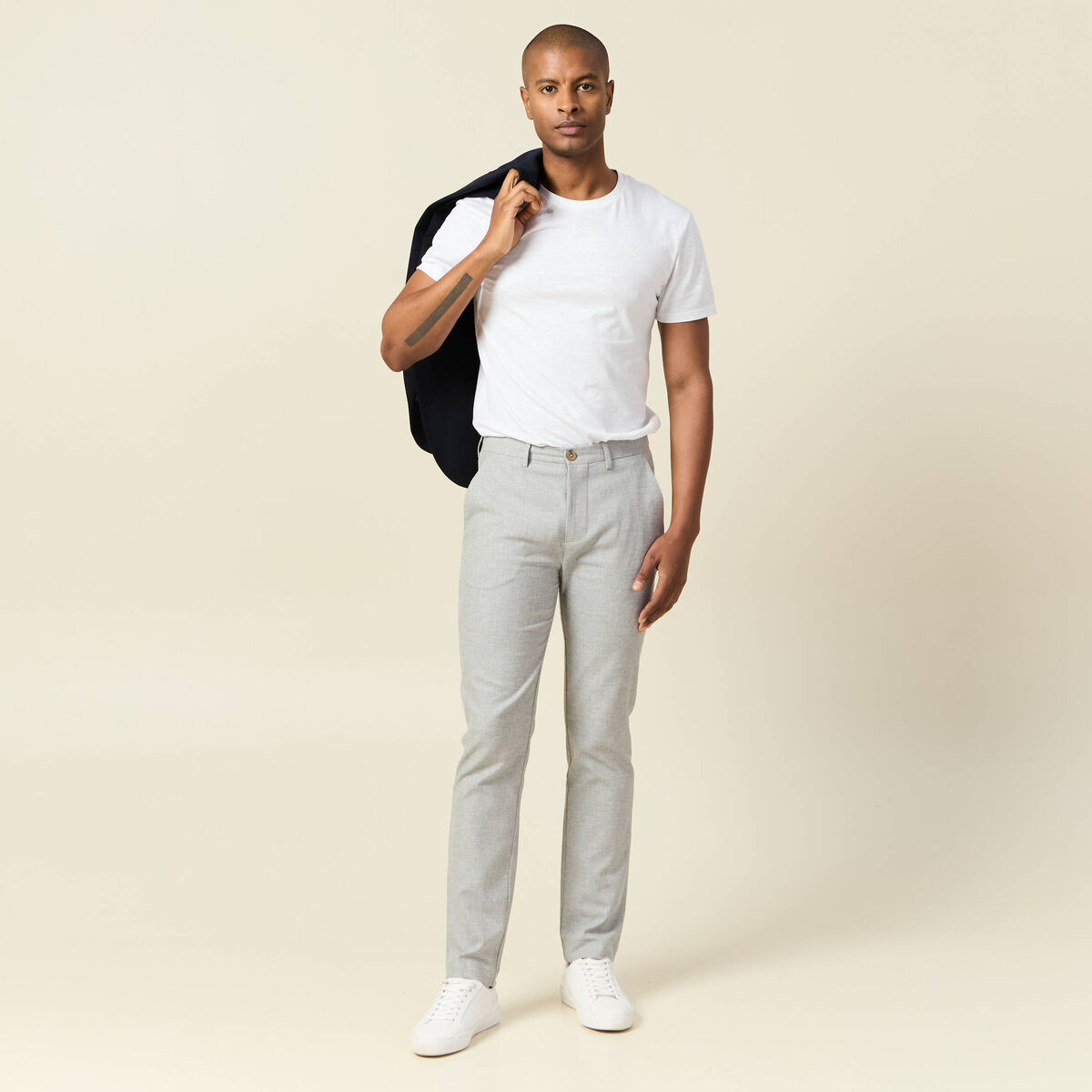 Pantalon chino gris foncé homme