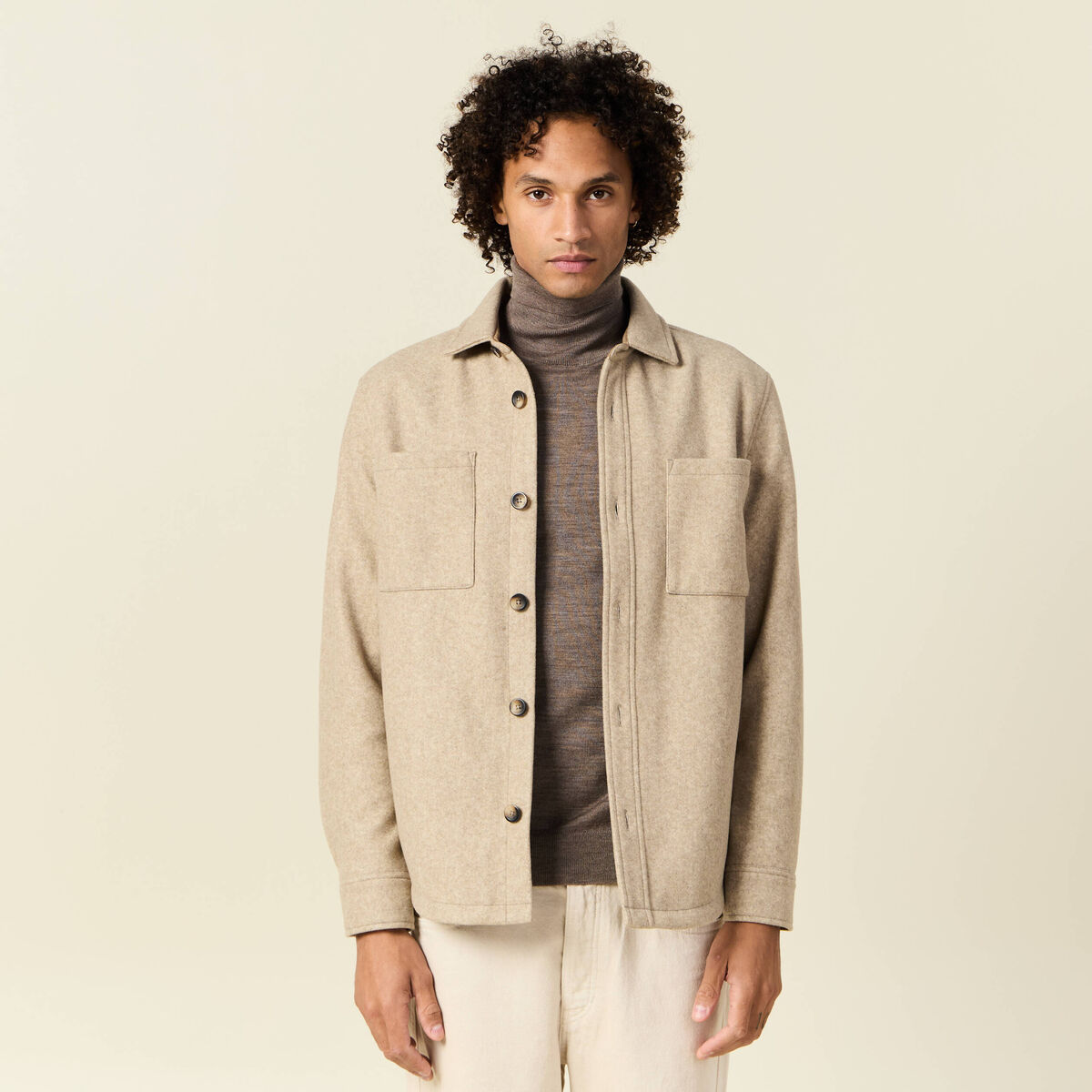 Surchemise boutonnée beige homme