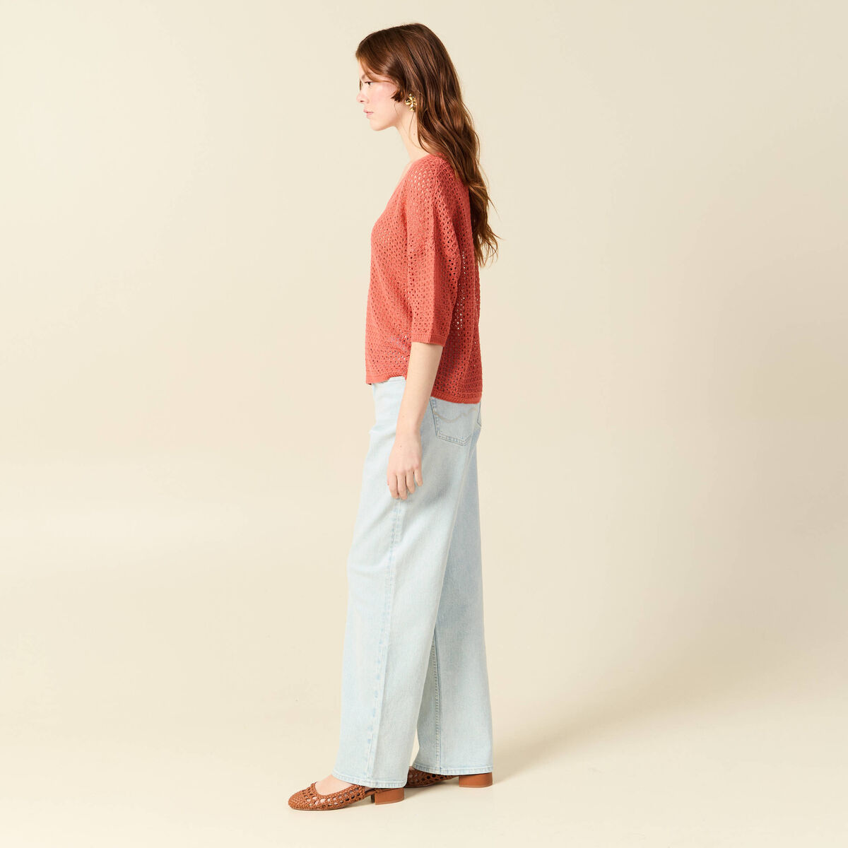 Pull ajour&eacute; col v manches 3/4 rouge fonc&eacute; femme