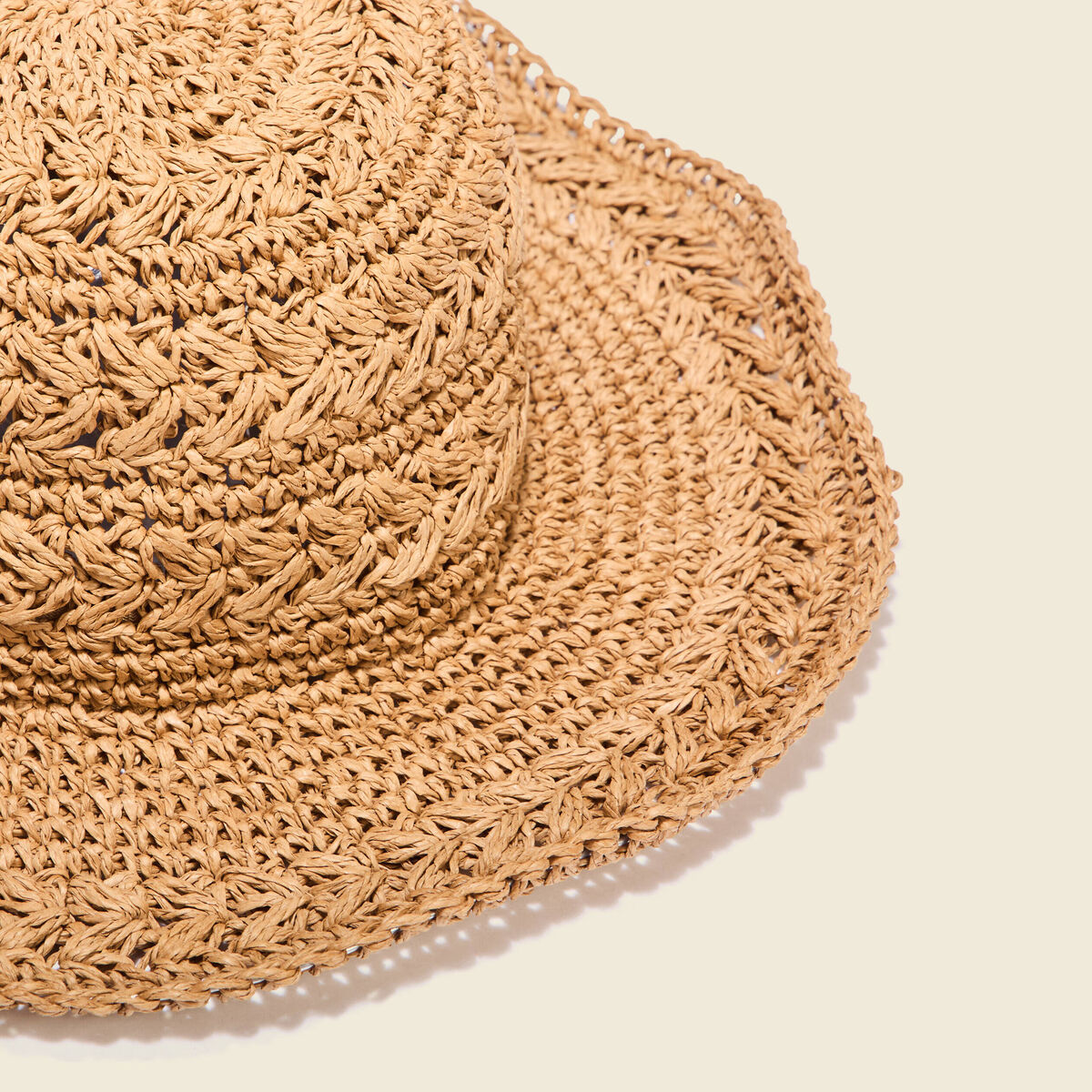 Chapeau tressée sable femme