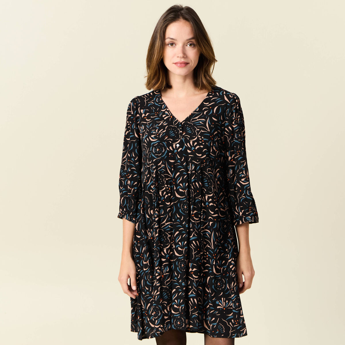 Robe &eacute;vas&eacute;e manches 3/4 noir femme