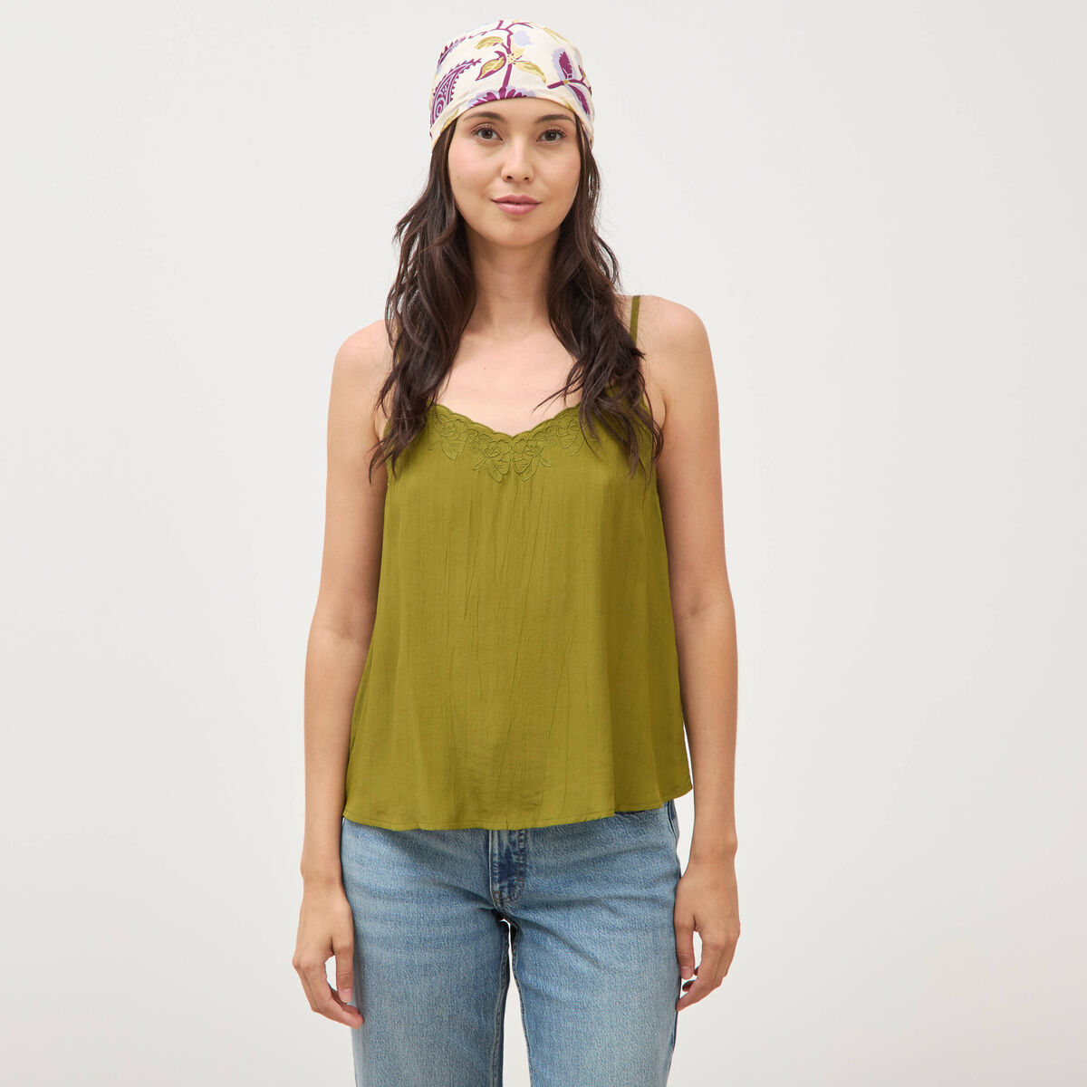 Caraco col v bretelles brod&eacute; vert kaki femme