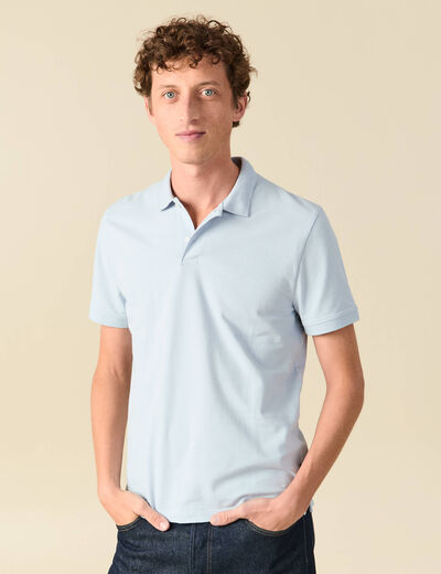 Polo cintr&eacute; en coton manches courtes bleu clair homme