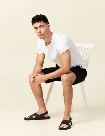 Short droit avec cordon noir homme