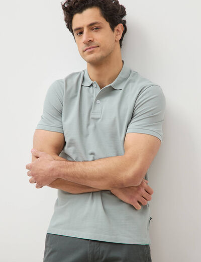 Polo cintr&eacute; en coton manches courtes vert clair homme