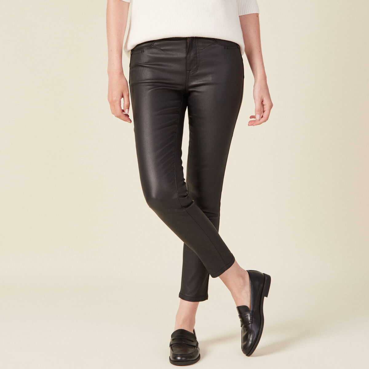 Pantalon skinny enduit push up denim noir enduit femme