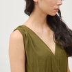 Robe fluide col v sans manches vert kaki femme