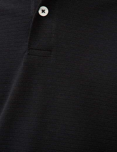 Polo cintr&eacute; en coton manches courtes noir homme