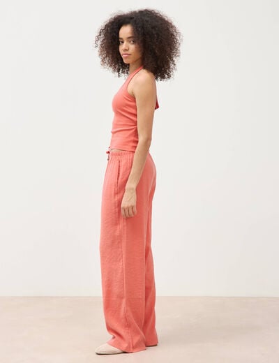 D&eacute;bardeur d&eacute;collet&eacute; brassi&egrave;re int&eacute;gr&eacute;e rouge fonc&eacute; femme