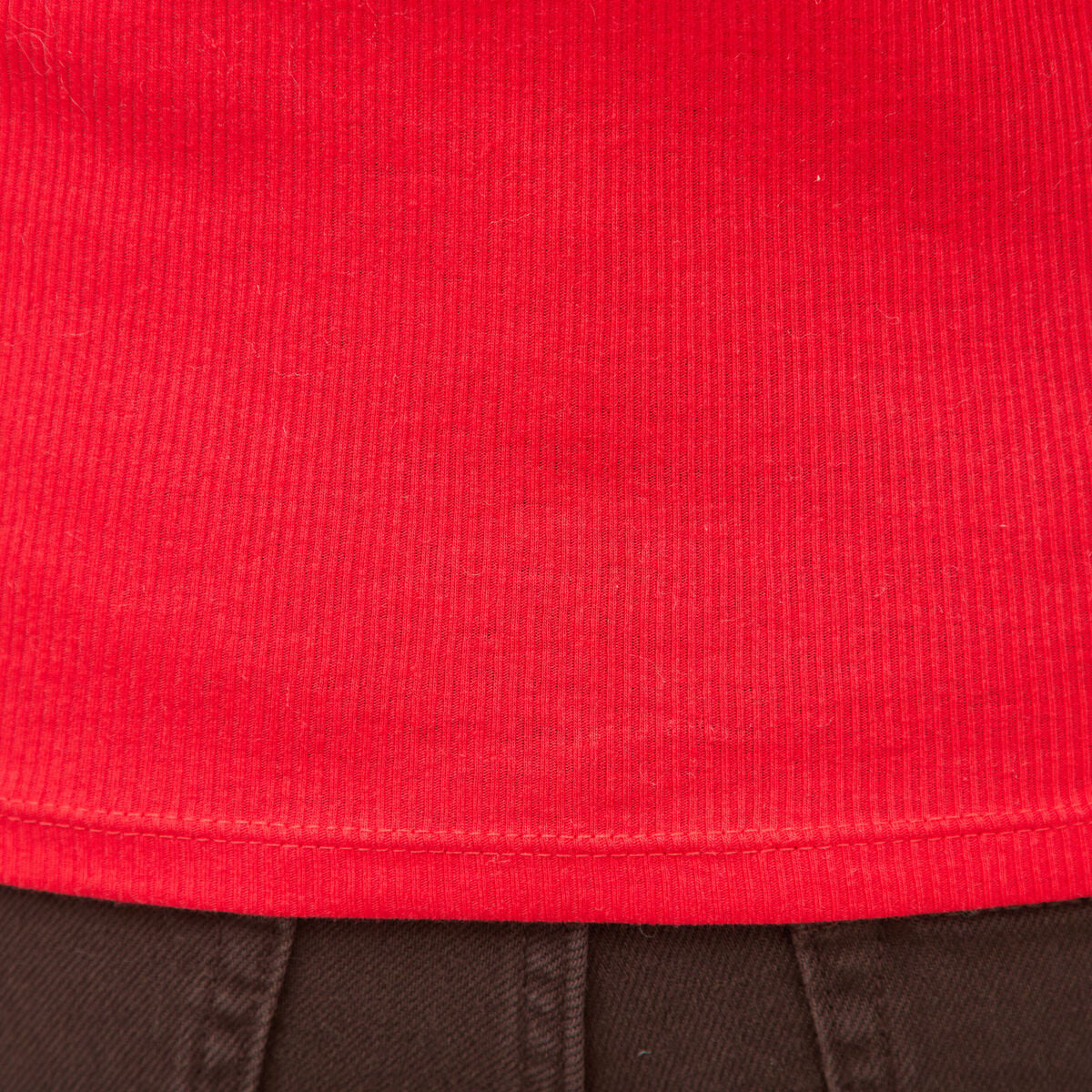 T-shirt cintr&eacute; manches longues rouge femme