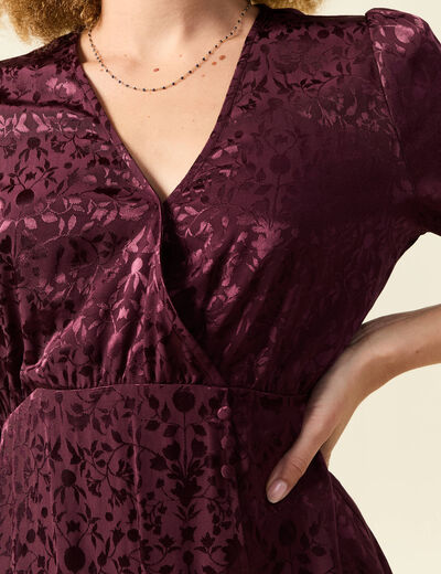 Robe &eacute;vas&eacute;e satin prune femme