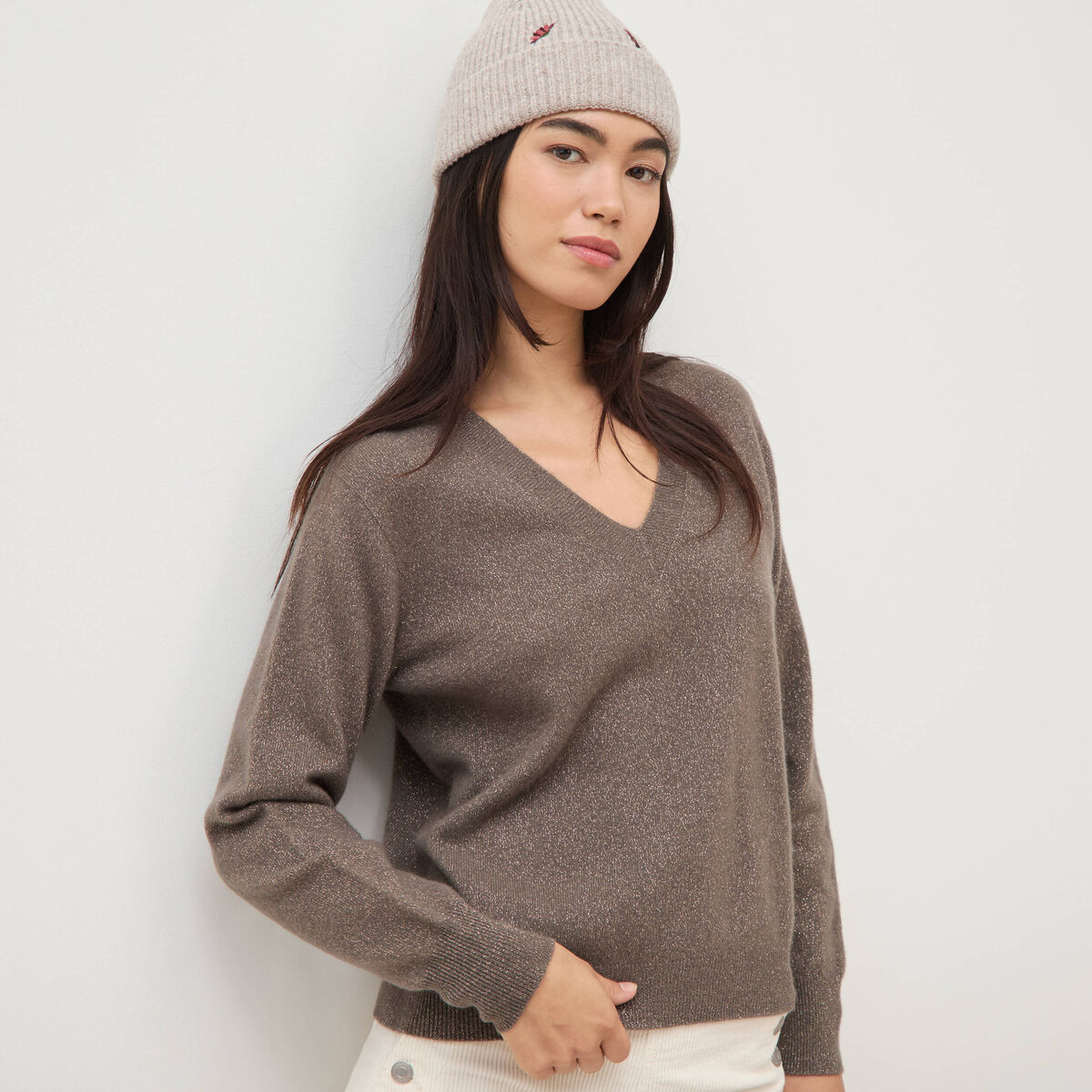 Pull droit col v manches longues taupe femme