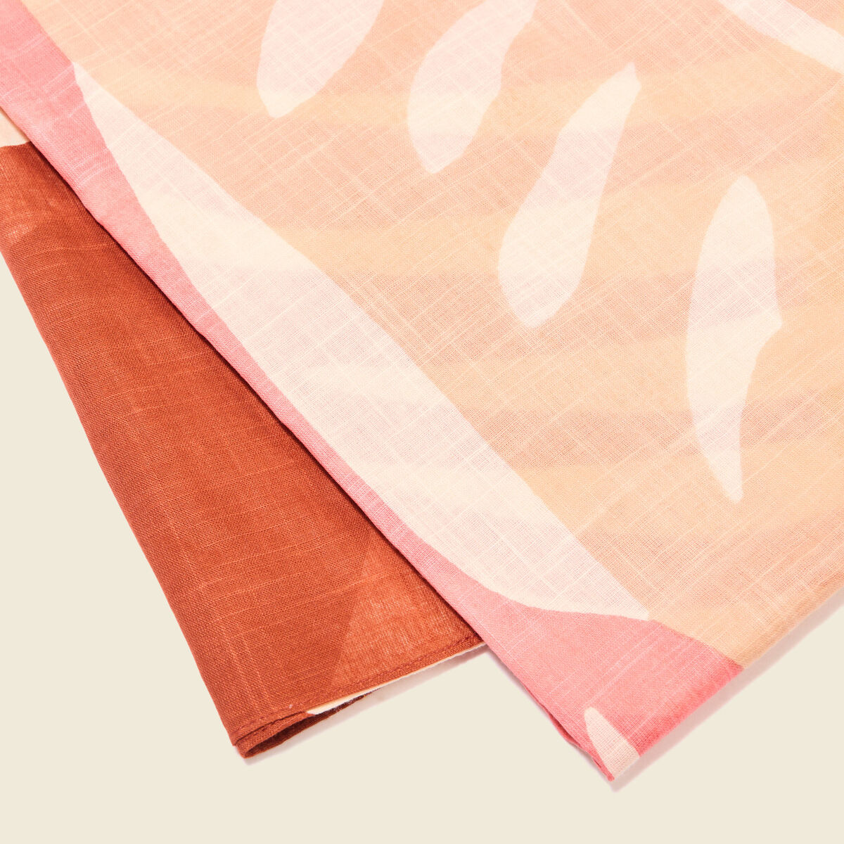 Foulard jaune femme