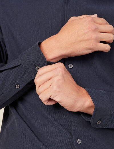 Chemise cintr&eacute;e manches longues bleu fonc&eacute; homme