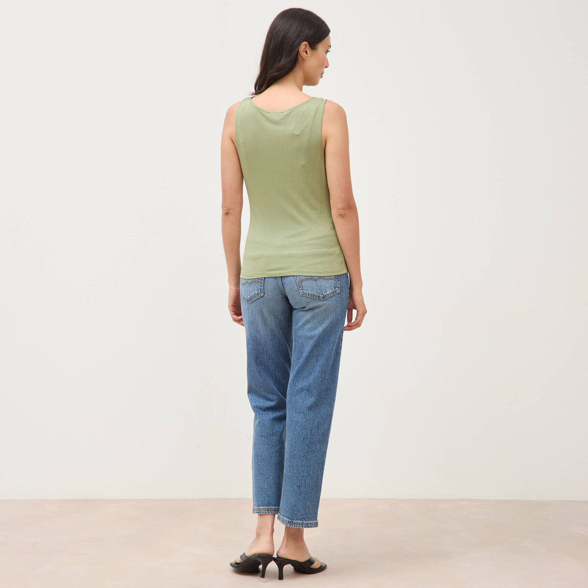 D&eacute;bardeur ajust&eacute; col b&eacute;nitier vert kaki femme
