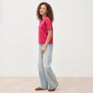 T-shirt droit col rond brod&eacute; en coton rouge clair femme