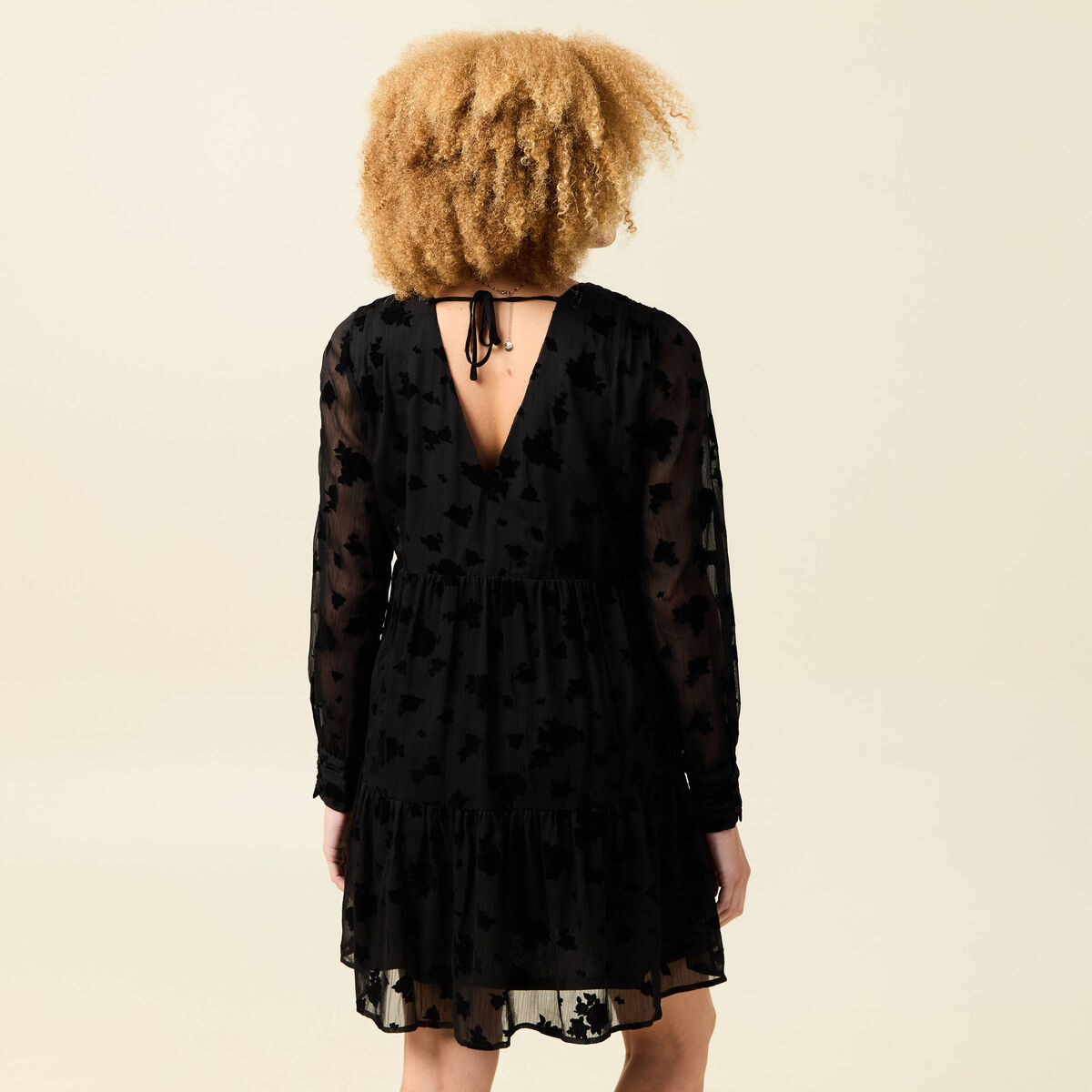 Robe manches longues en voile doubl&eacute;e noir femme