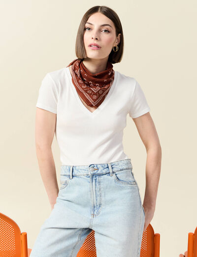 Short ajusté col V manches courtes ecru femme
