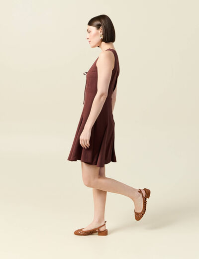 Robe sans manches col V marron femme