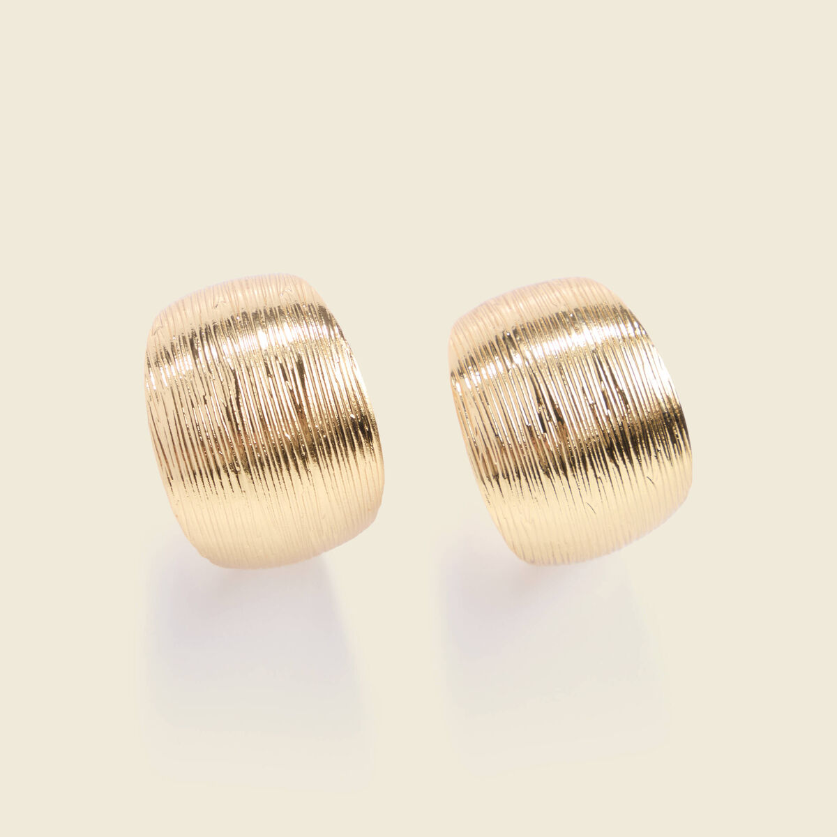 Boucles d'oreilles couleur or femme