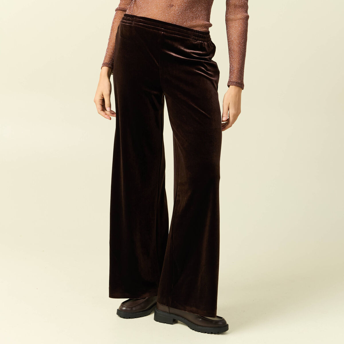 Pantalon large taille haute en velours marron fonc&eacute; femme