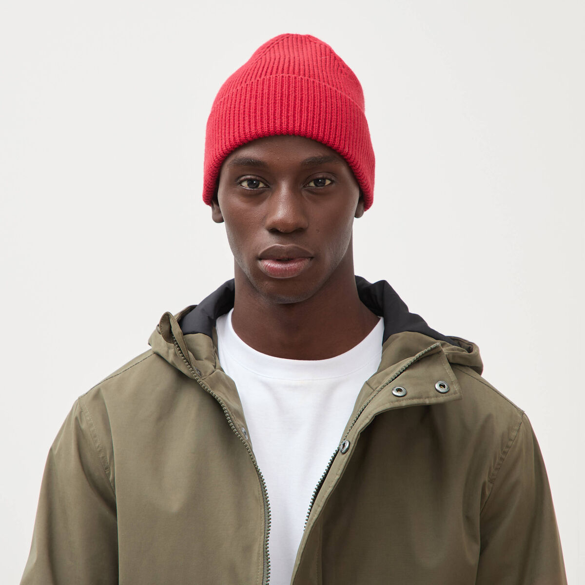 Bonnet rouge fonc&eacute; homme