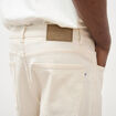 Jeans large 5 poches longueur 32 ecru homme