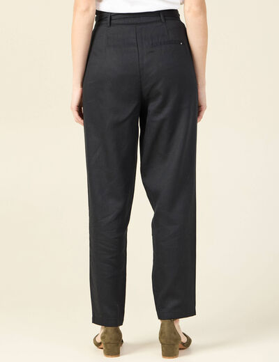 Pantalon carotte ceinturé noir femme