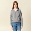 Gilet droit court &agrave; capuche gris clair femme