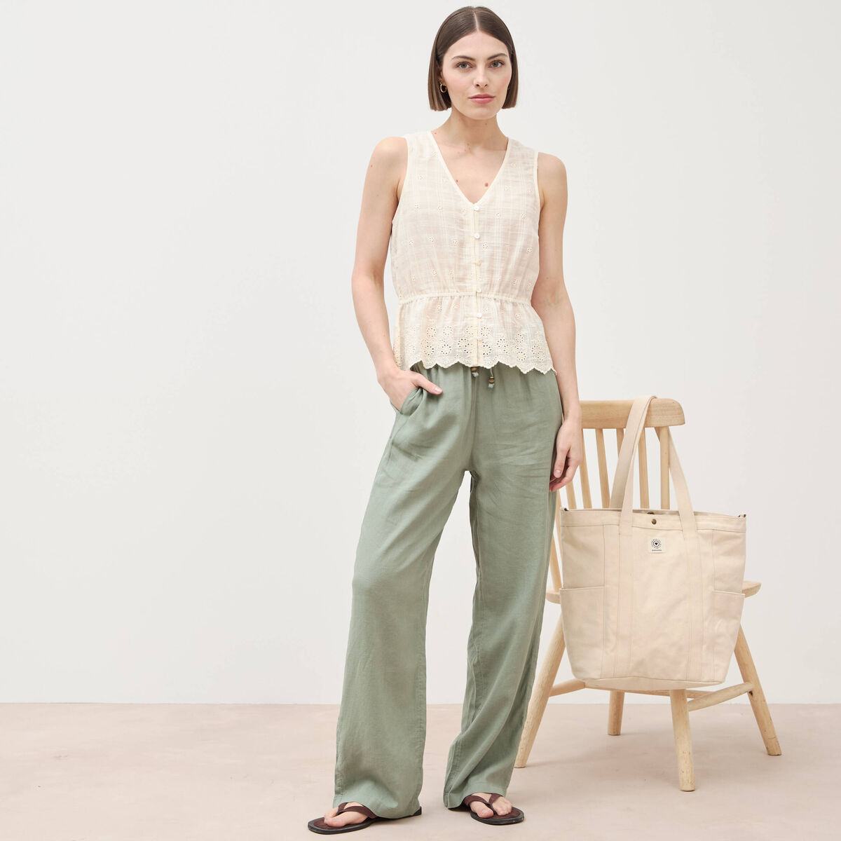 Pantalon standard fluide vert kaki femme