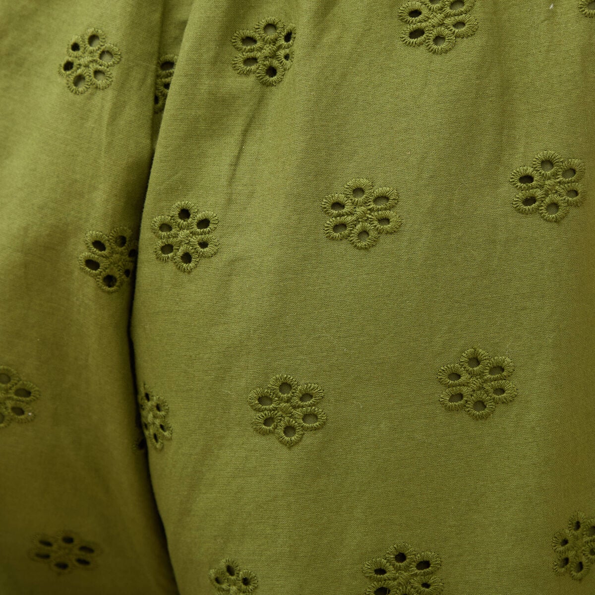 Pantalon droit 7/8&egrave;me brod&eacute; vert kaki femme