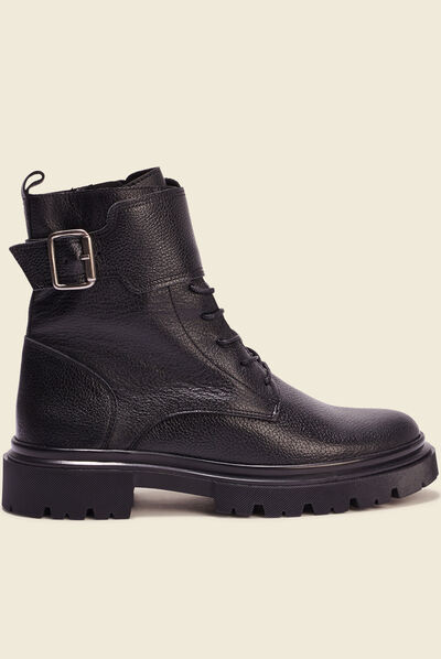 Bottines plates en cuir noir femme