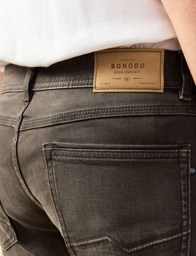 Jeans straight longueur 34 denim marron fonc&eacute; homme