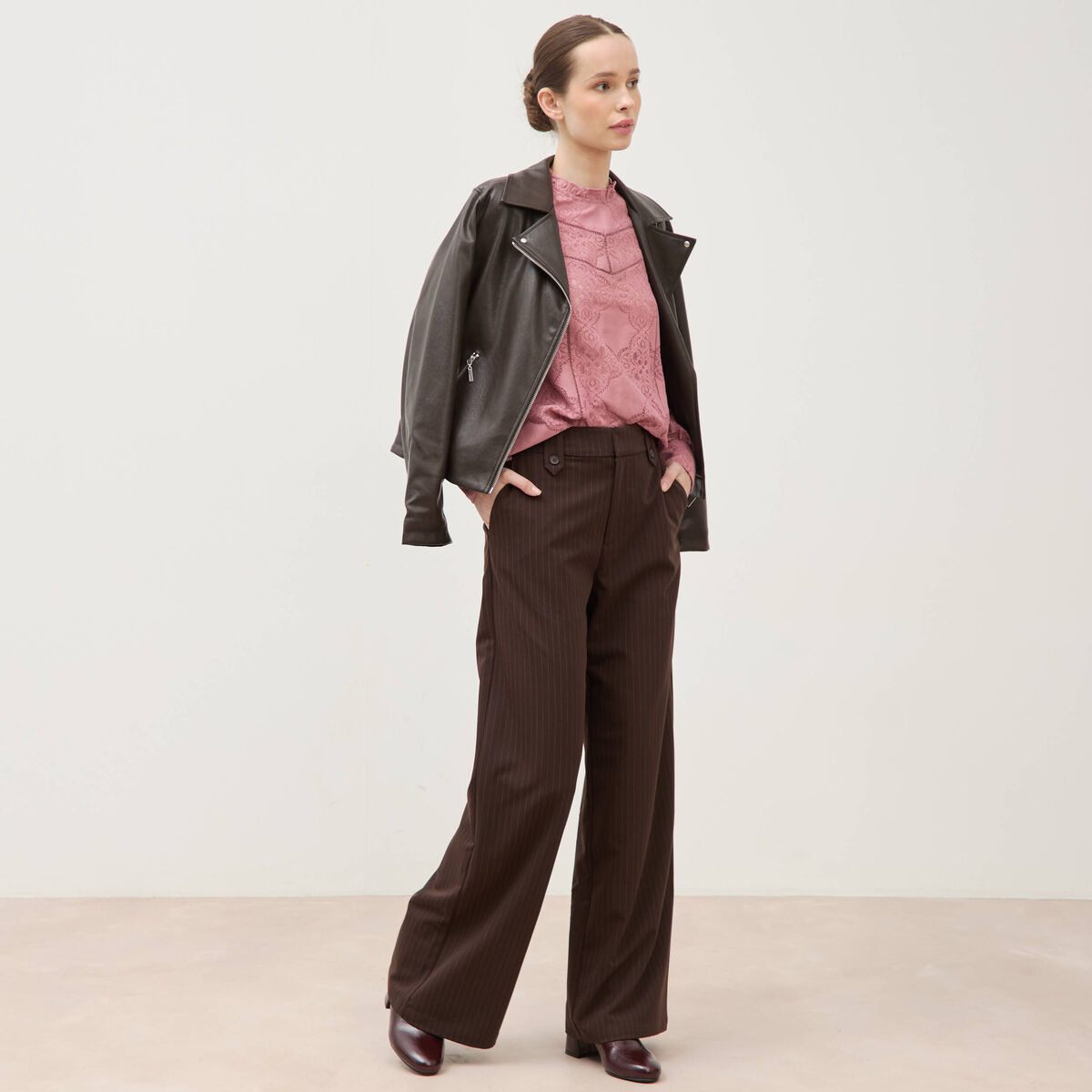 Blouse cintr&eacute;e dentelle manches longues vieux rose femme