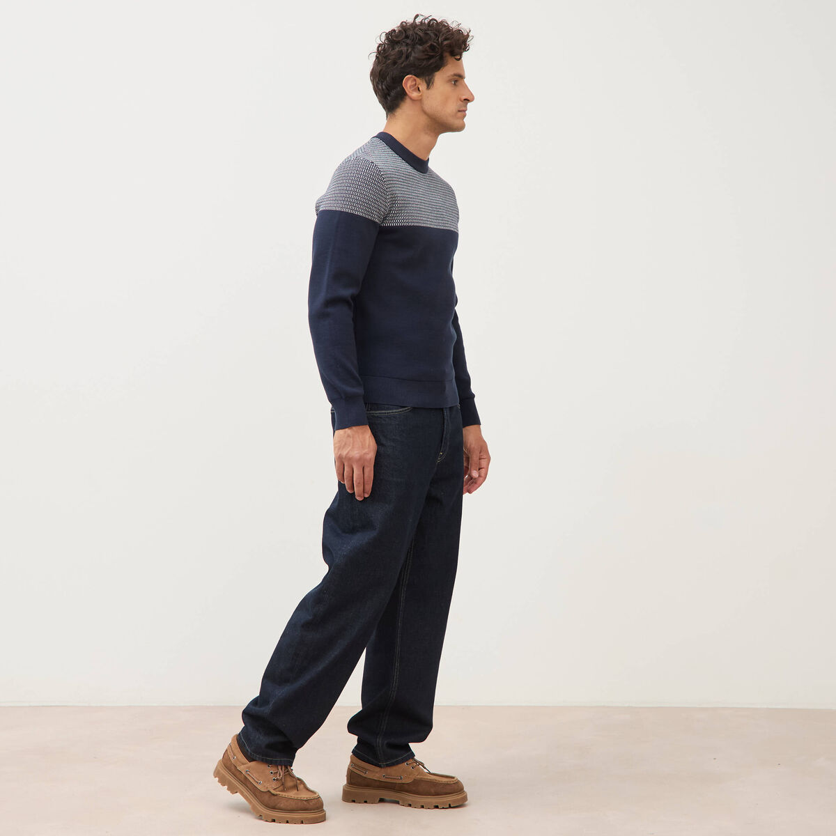 Pull droit fin col rond manches longues bleu marine homme