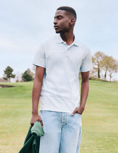 Polo ray&eacute; cintr&eacute; manches courtes bleu ciel homme