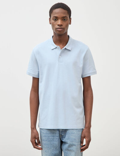 Polo cintr&eacute; en coton manches courtes bleu ciel homme