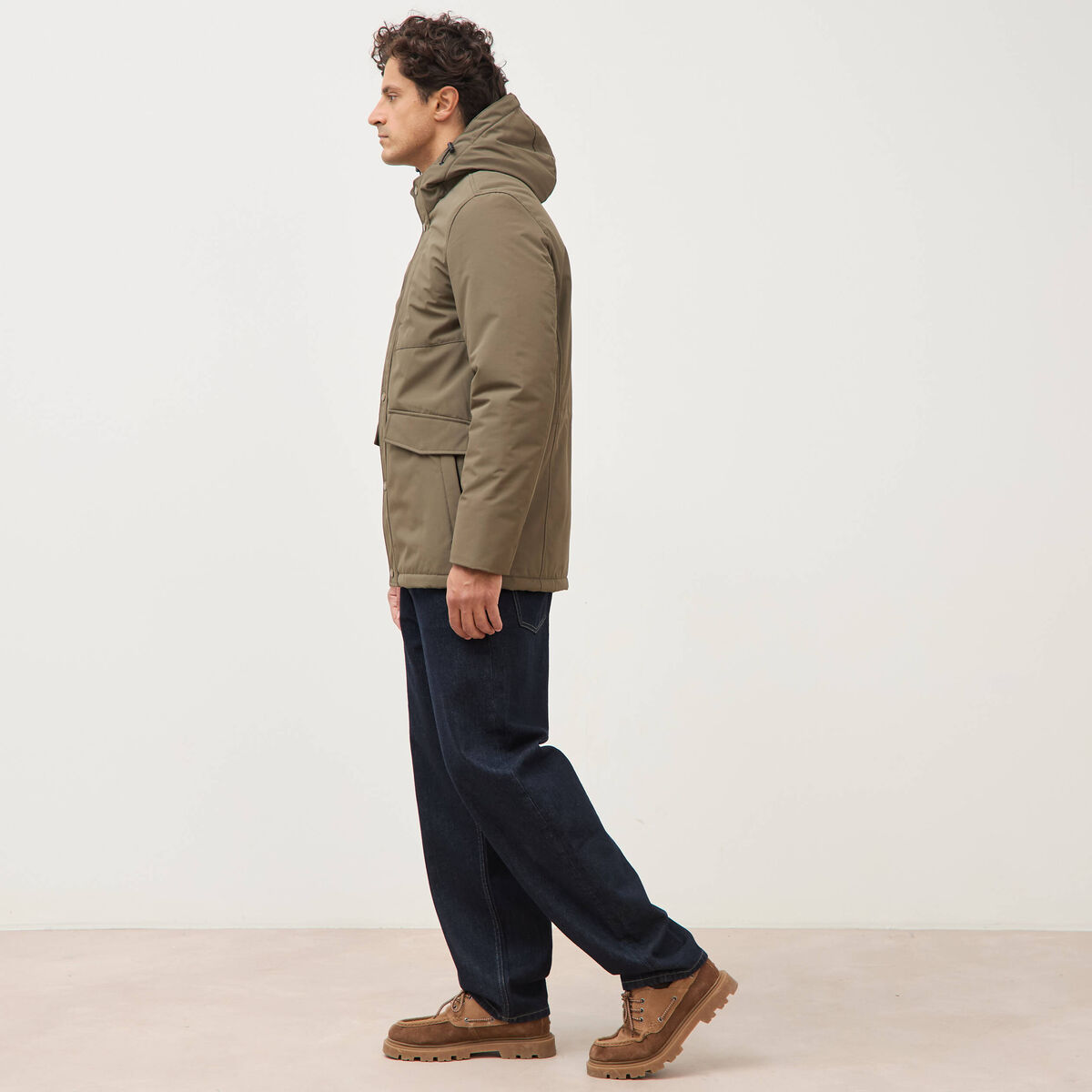 Parka longue droite &agrave; capuche taupe homme