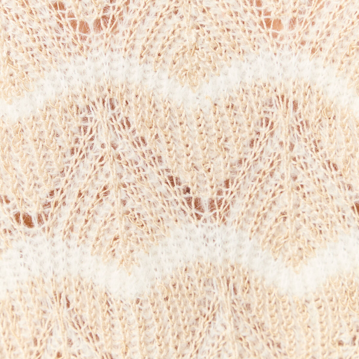 Pull manches longues ajouré creme femme