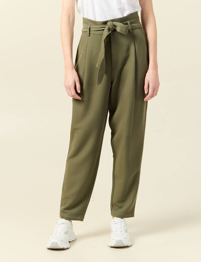 Pantalon carotte ceinturé vert kaki femme